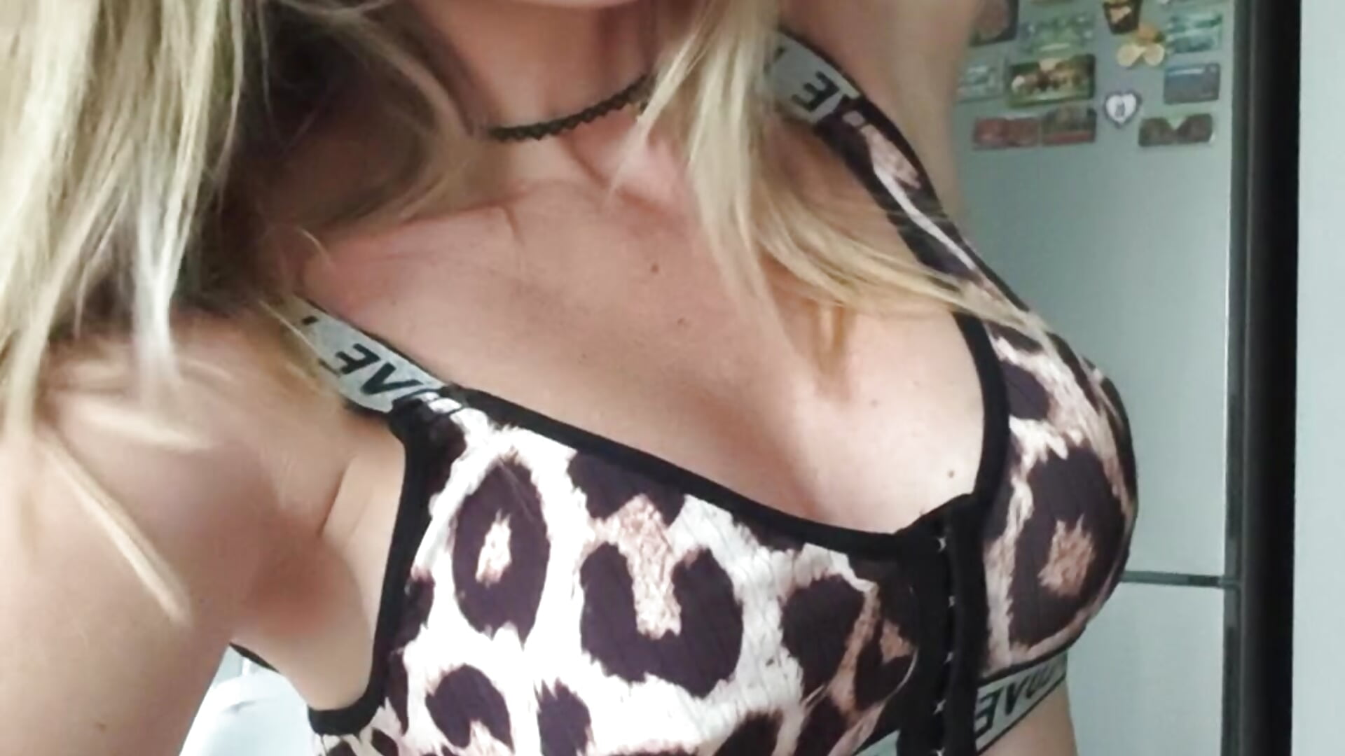 Heyy - video LeaHotxx kameramallilta