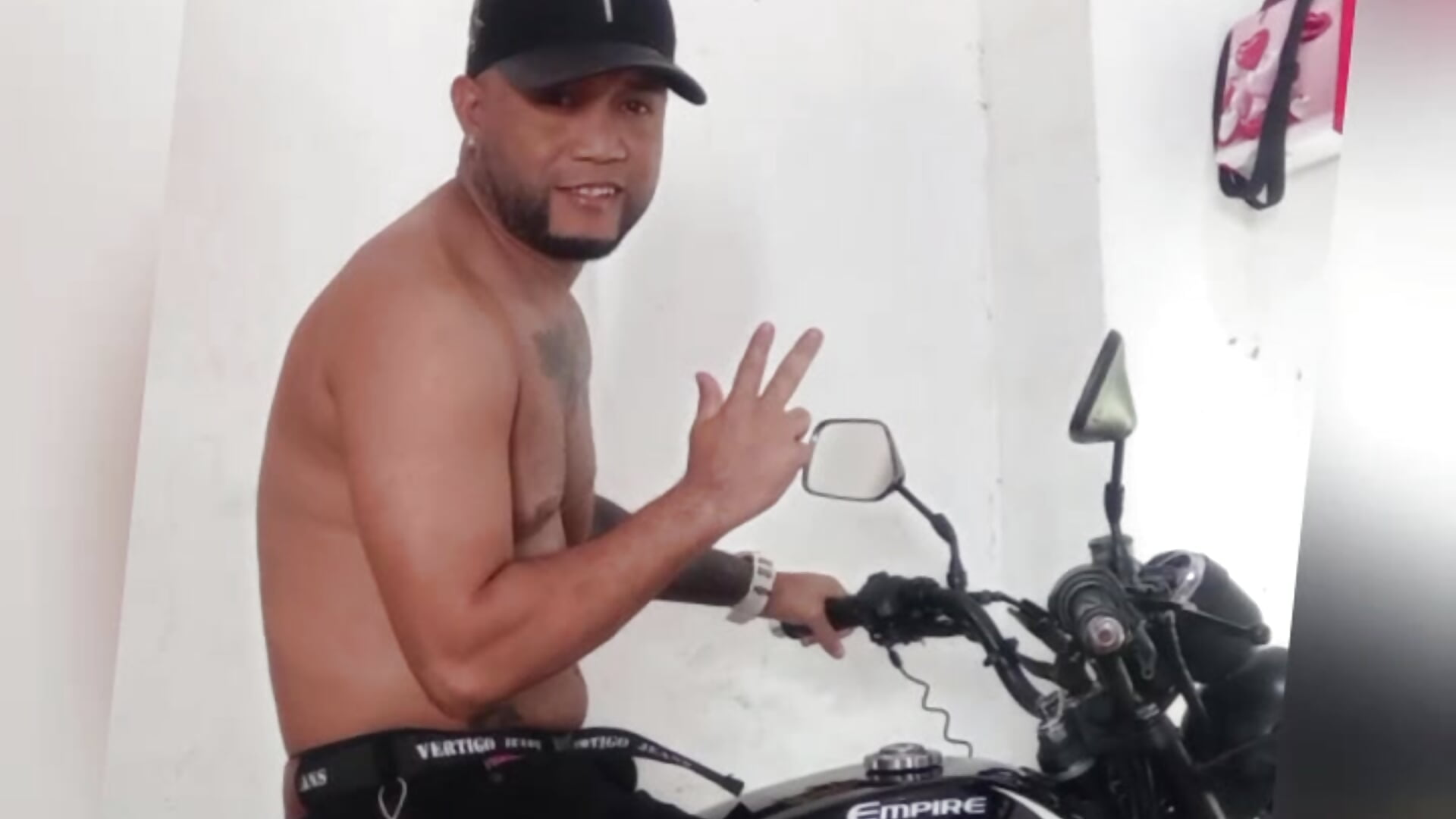 2025-09-24-144542299 - video by loisadria cam model