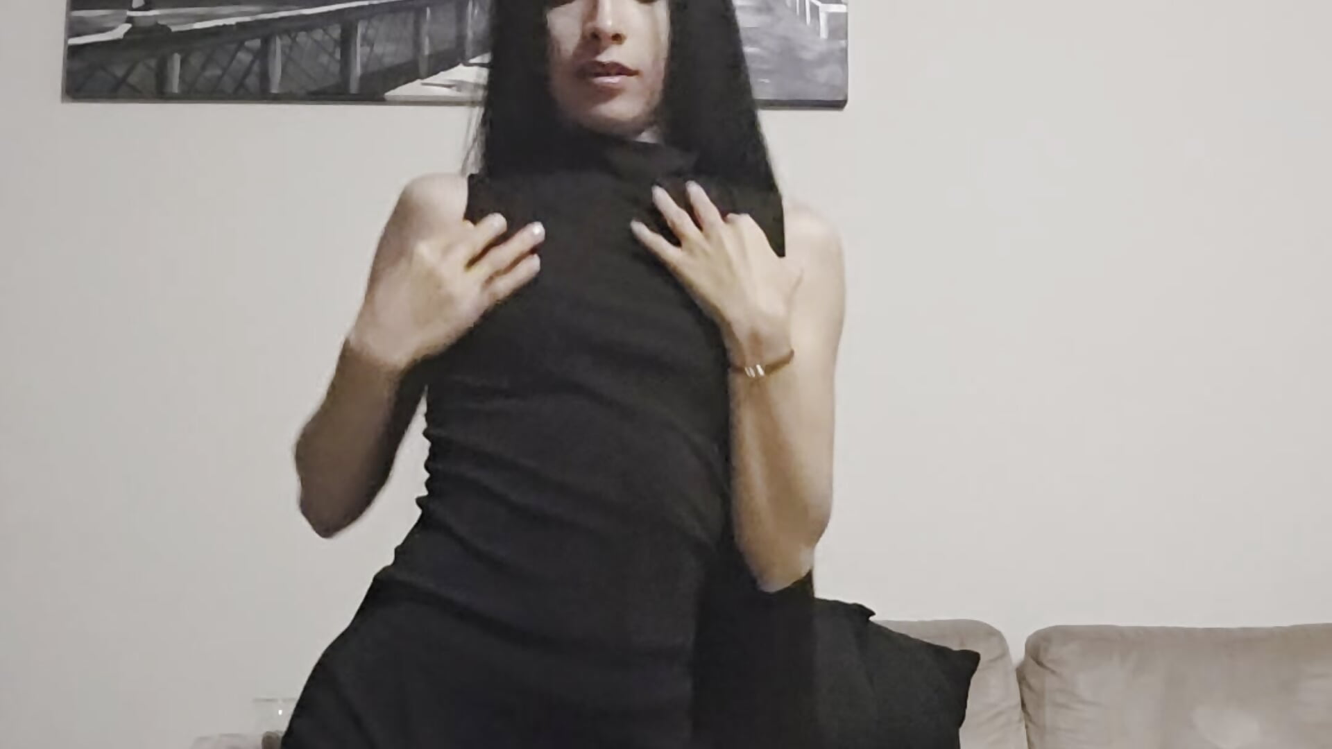 I love my essence. 💖💝❤️‍🔥❤️‍🔥💞💋💯💫❤️ - video by amabel_zambrano cam model