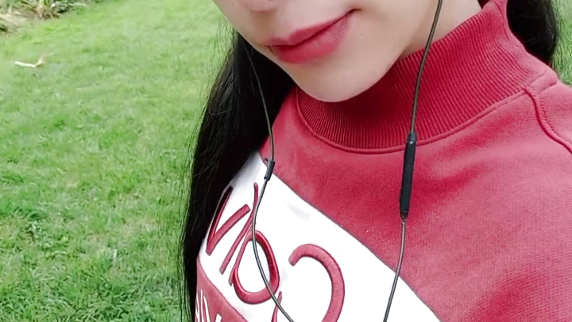 Hi guys!!  Milano, vicino al castello sforcesco.－カメラキャストのamabel_zambranoの動画