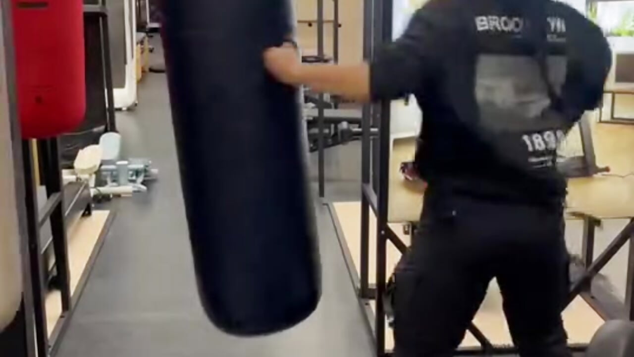 Box - video by NNNoire cam model