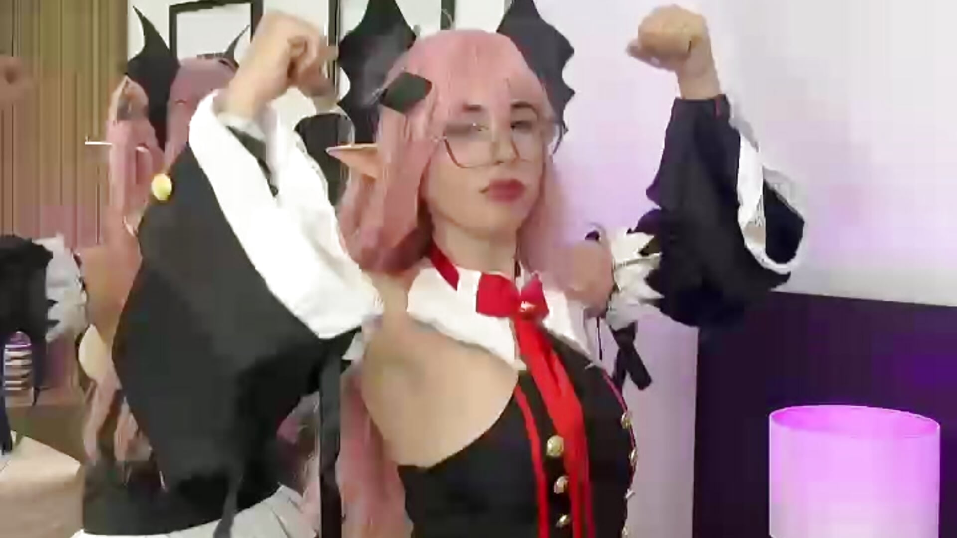 Kawaii outside, naughty inside… I’m dancing now, but I could do so much more if you join me 💕– vi_anaya kameramodell videója