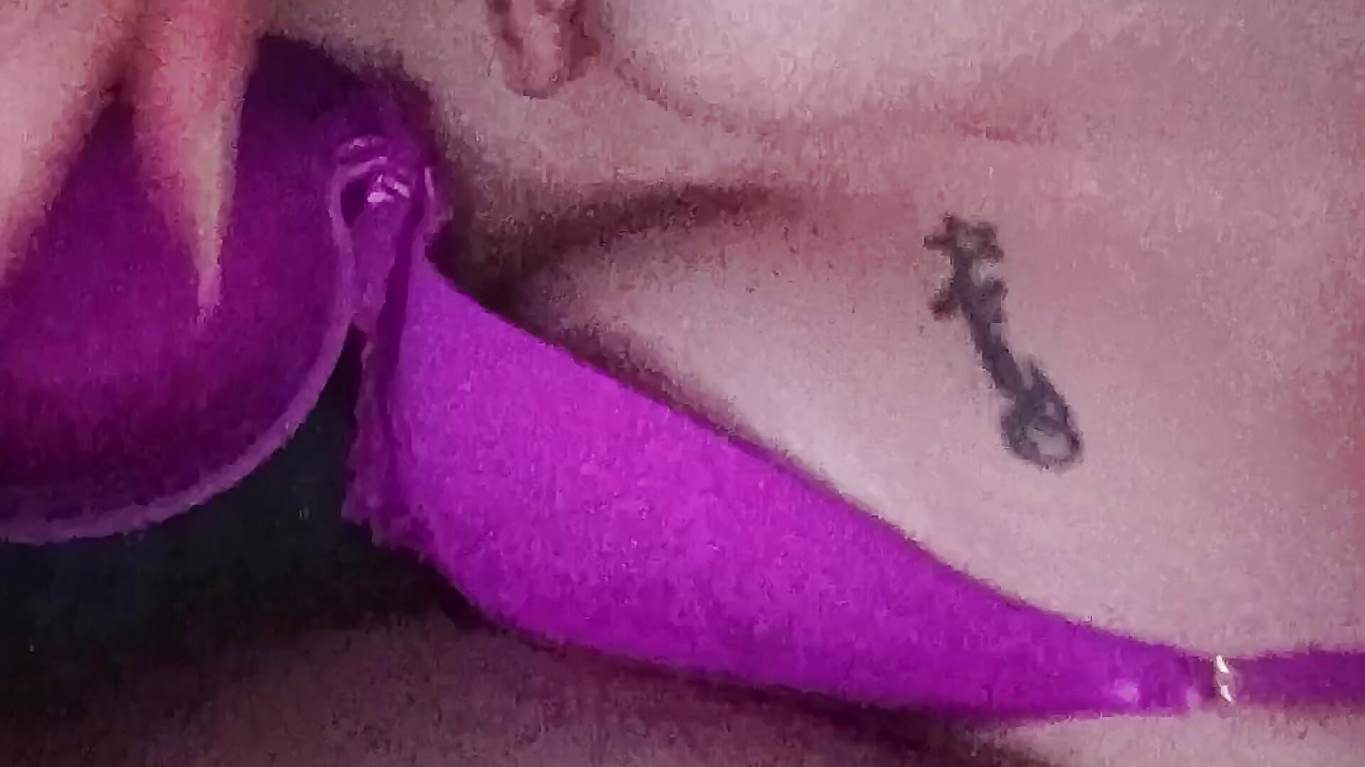 Baise amoureux - video by thefrenchkiss25 cam model