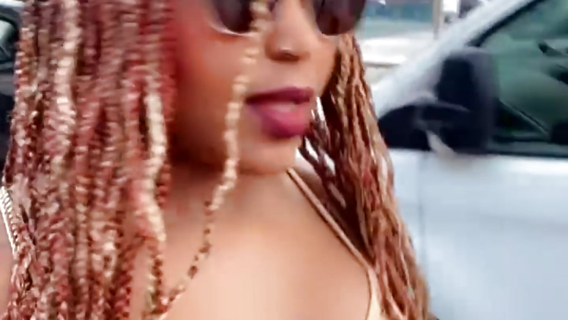 I also look good in braids - Video von Aliana_Ross Cam-Model