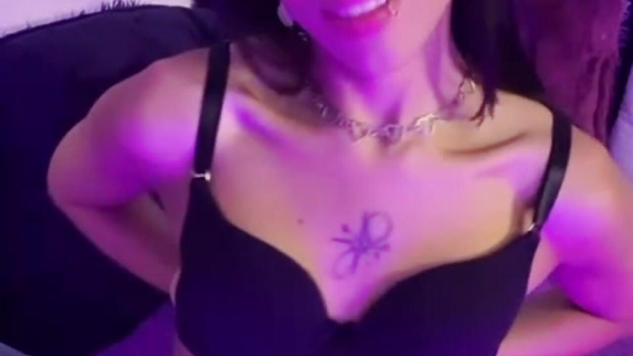 Use me while I undress - video by Silver_Rosex cam model