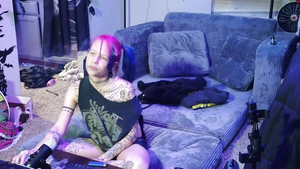 2026-02-17 - video by Toxii- cam model