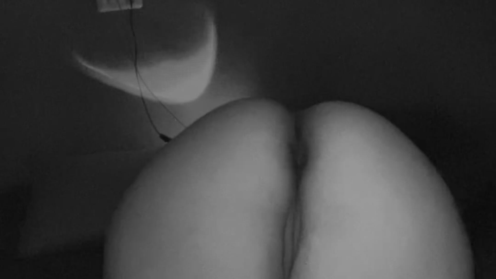 doggy style position and show asshole/pussy - vidéo du modèle de showcams Rosie_Strip_Chat