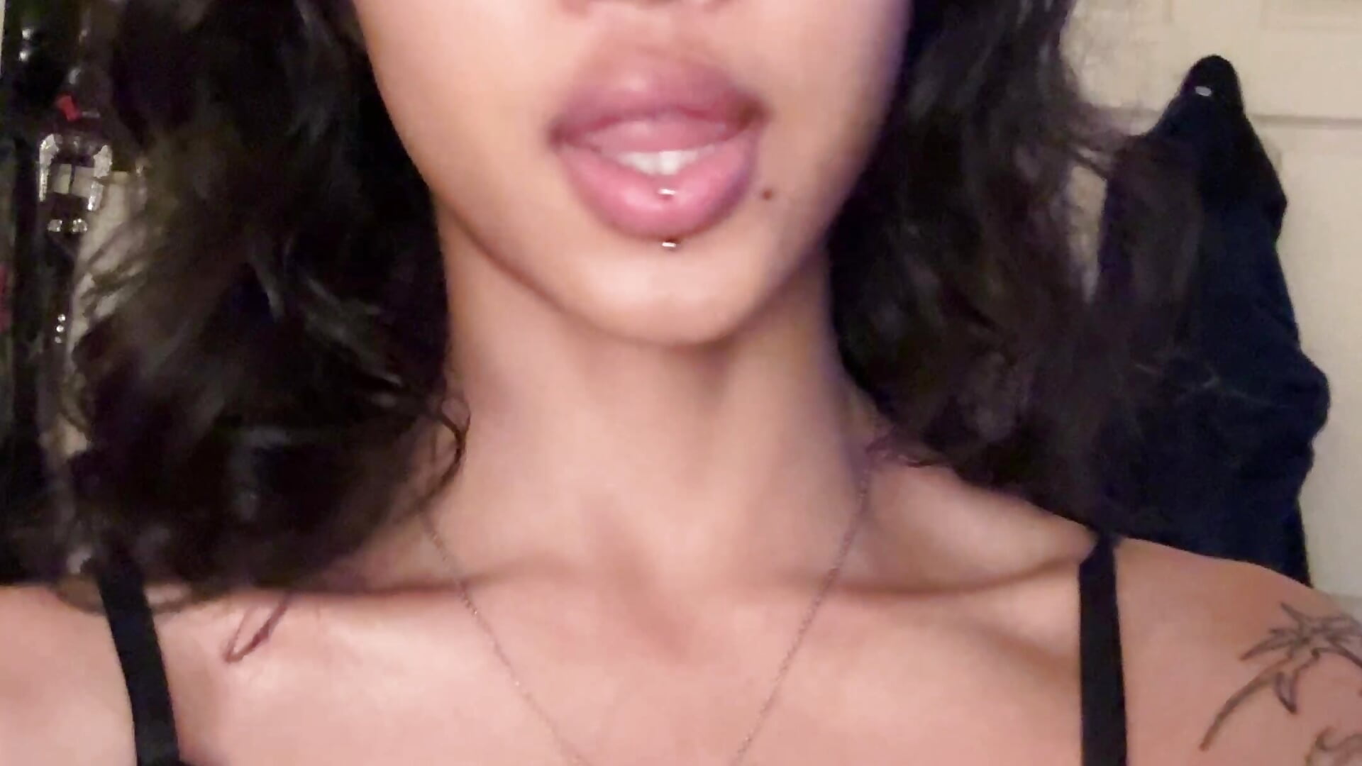 meow 😻 - video by donna_creamteam cam model