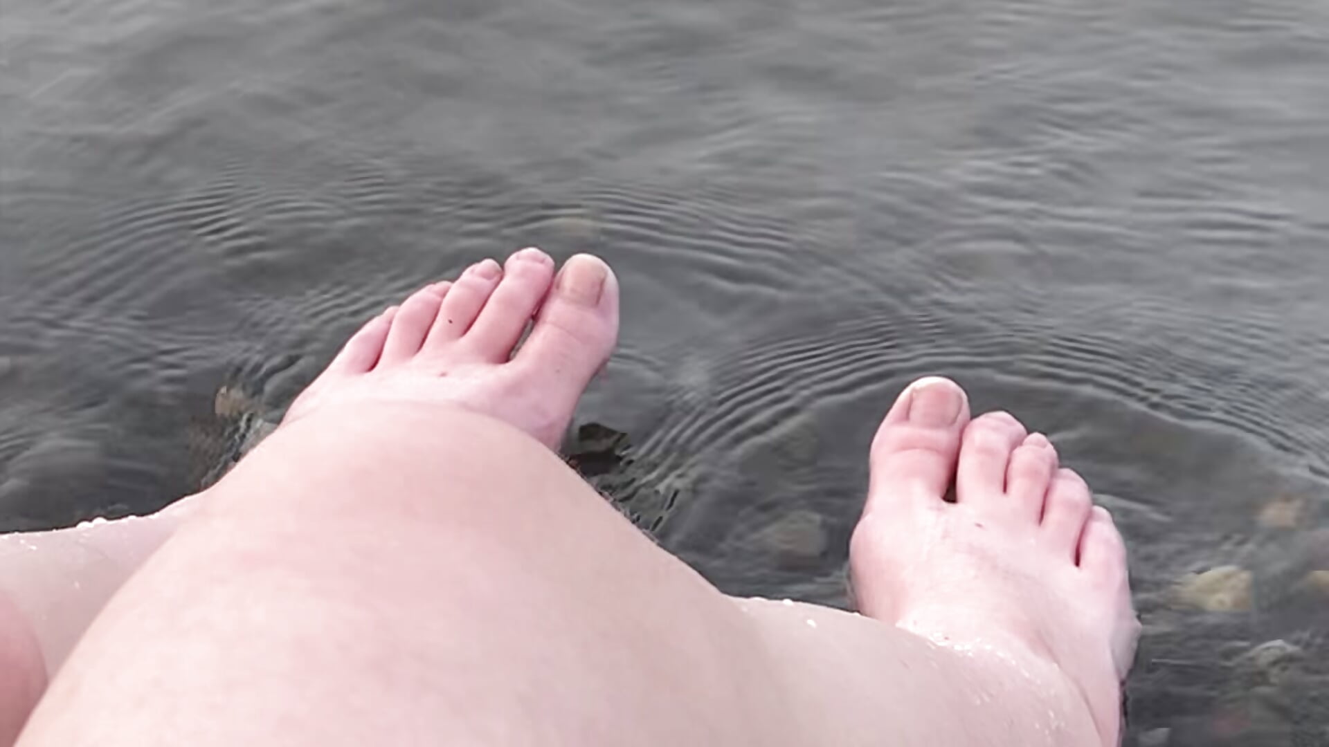 Relaxing by the water💦