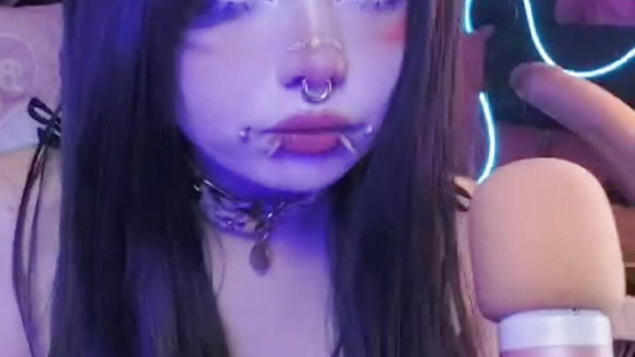 Your hot calico - LaytonBox 캠 모델의 동영상