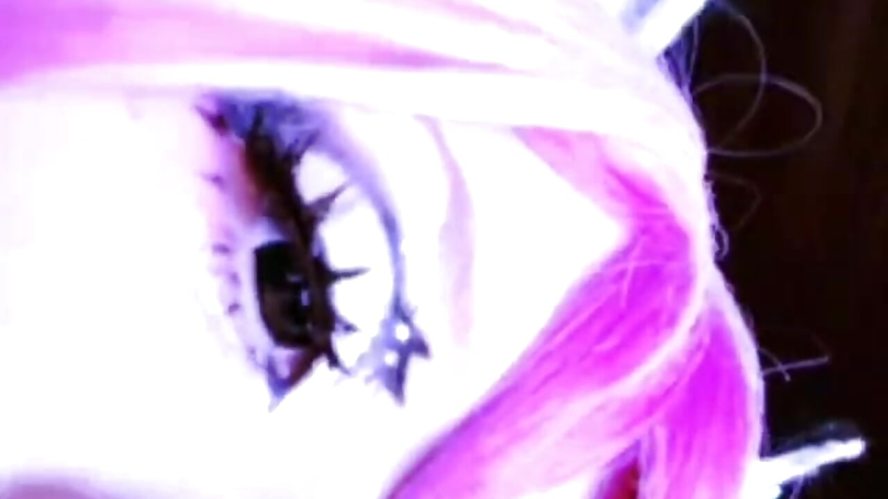 Meowww!! - LaytonBox adlı kamera modelinin videosu