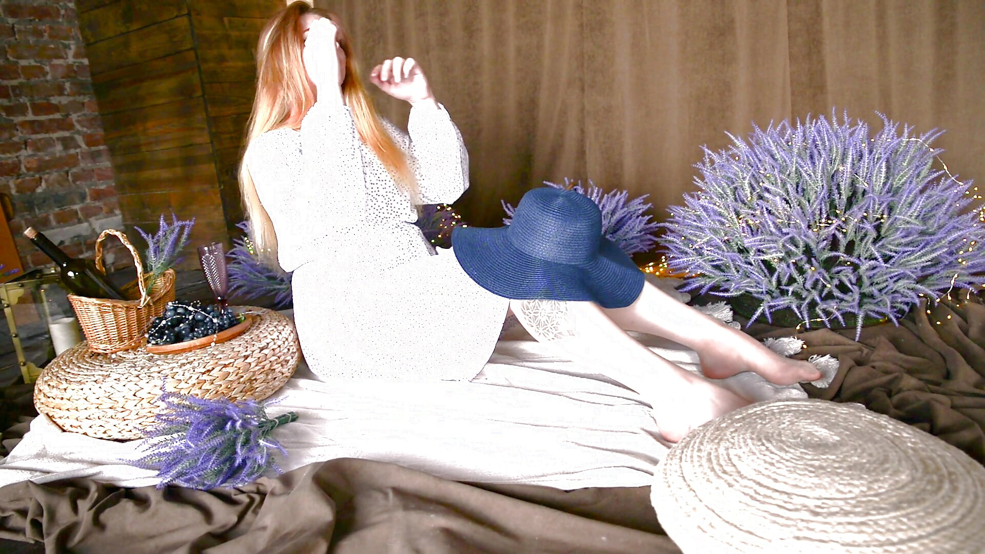 It's mine b-day - video by LesyaOxi cam model