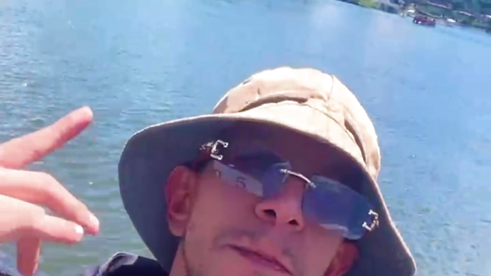 8601a30b-a84f-4b9b-957b-38e3cfc626ba - video by GloryHoleCol cam model