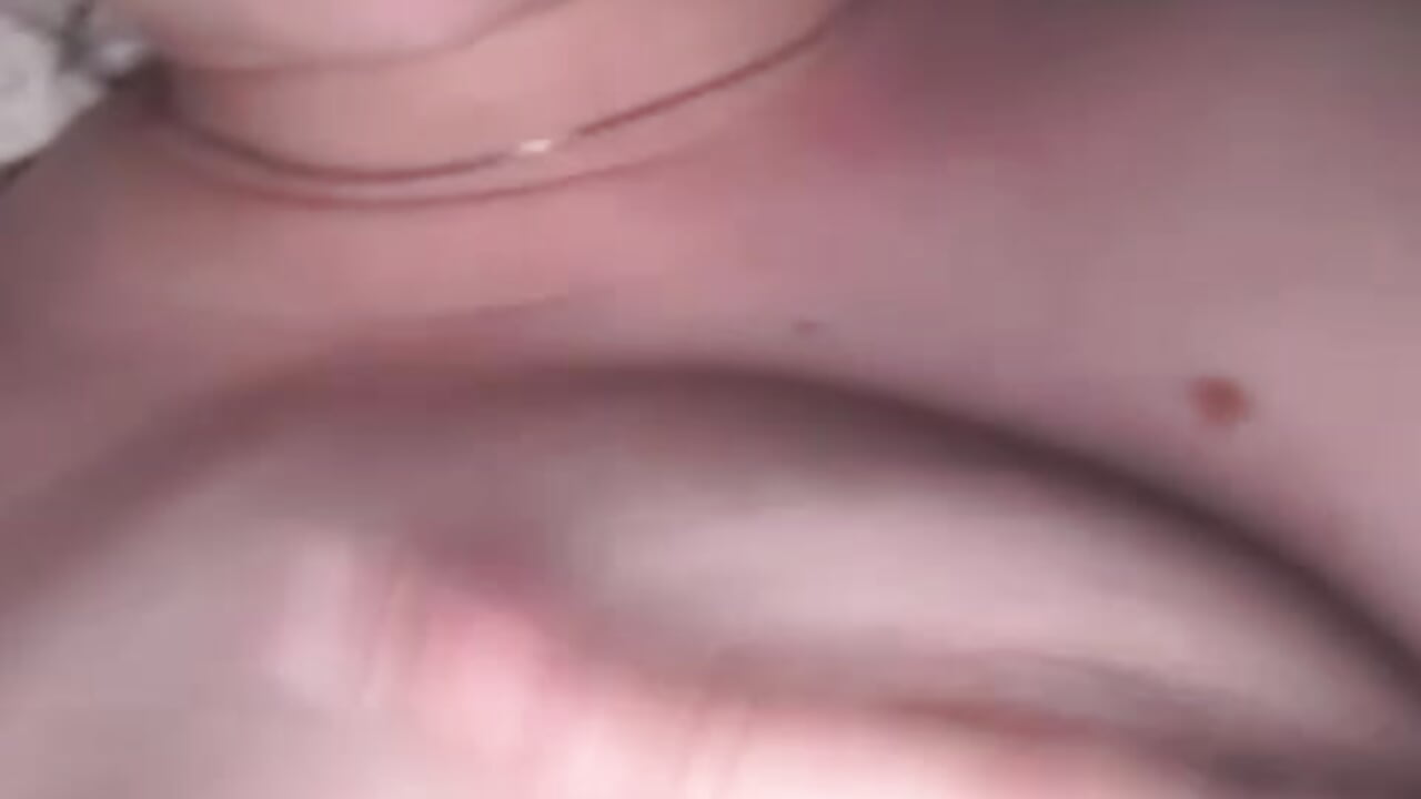 Play with my tits🍒😏 - video by chelsea_bolton_ cam model