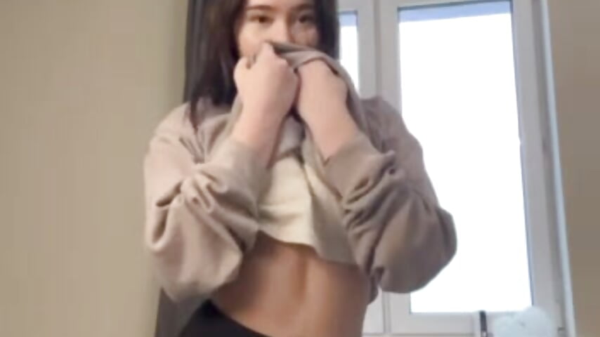 Light tease in clothes - XXX video by renesmaluv