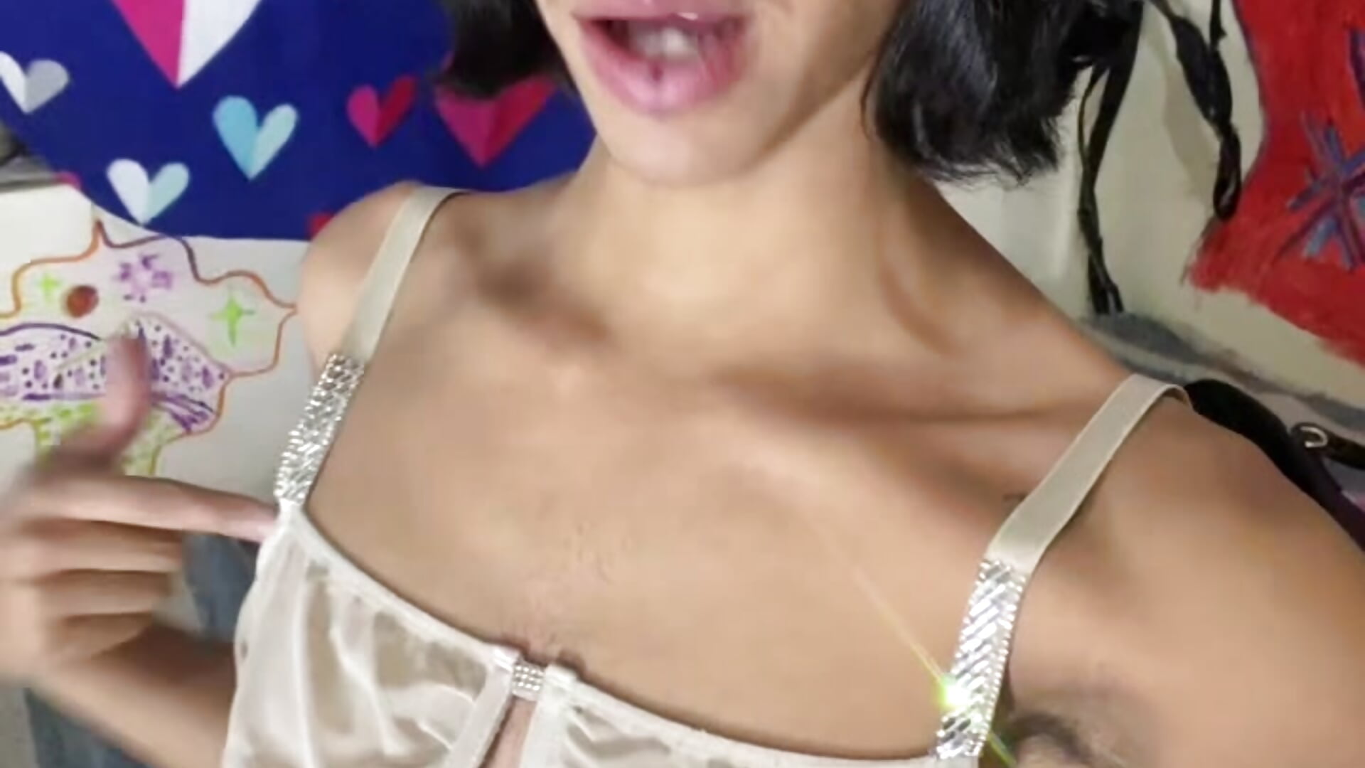 🏳️‍⚧️💅🏽 - video by Naicollsxxx cam model