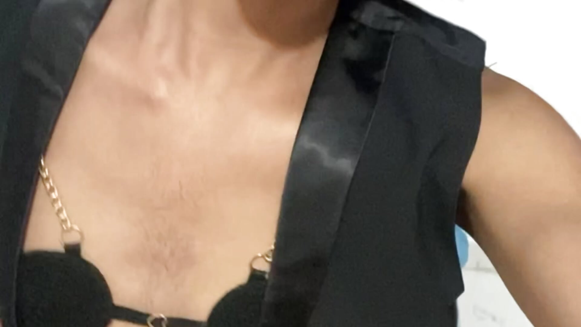 Crazy girl - video by Naicollsxxx cam model