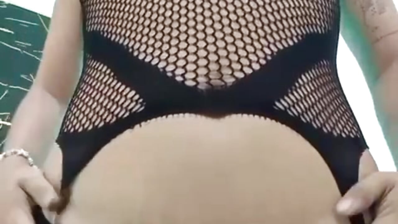 Between rhythm and desire - video by gabriela_cortez cam model