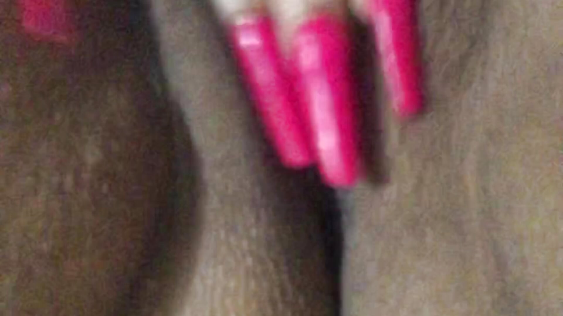 Dedos en la vagina – video od webkamerové modelky lashula