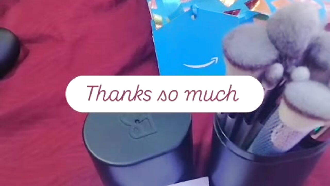 thanks so much fungiver16969 😘🥰 - video di Rubi_Esmeralda modella di cam