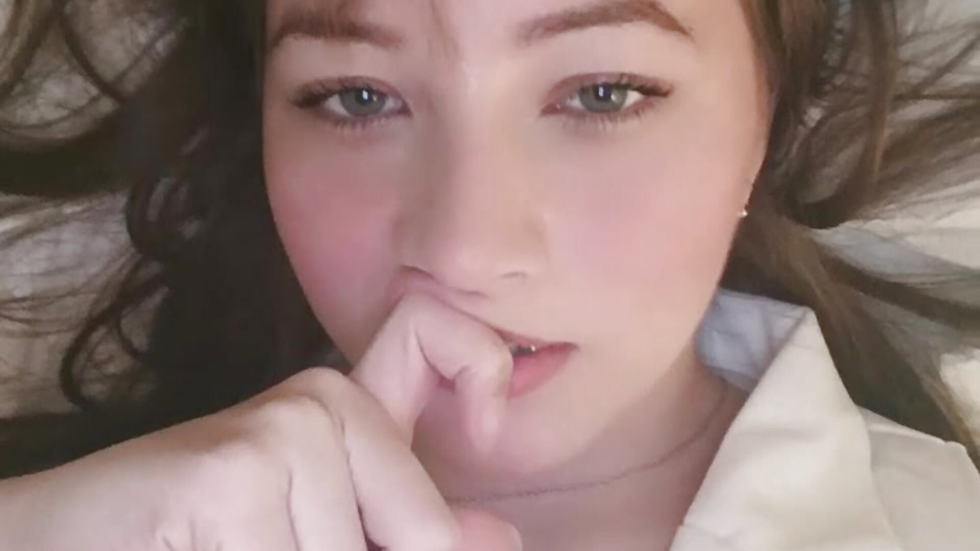 👋 - video by Dahlia_Rousse cam model