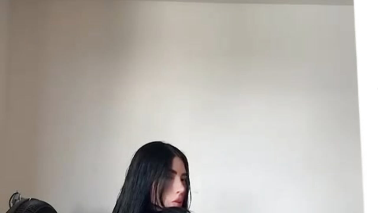 Bouncin my ass 👅