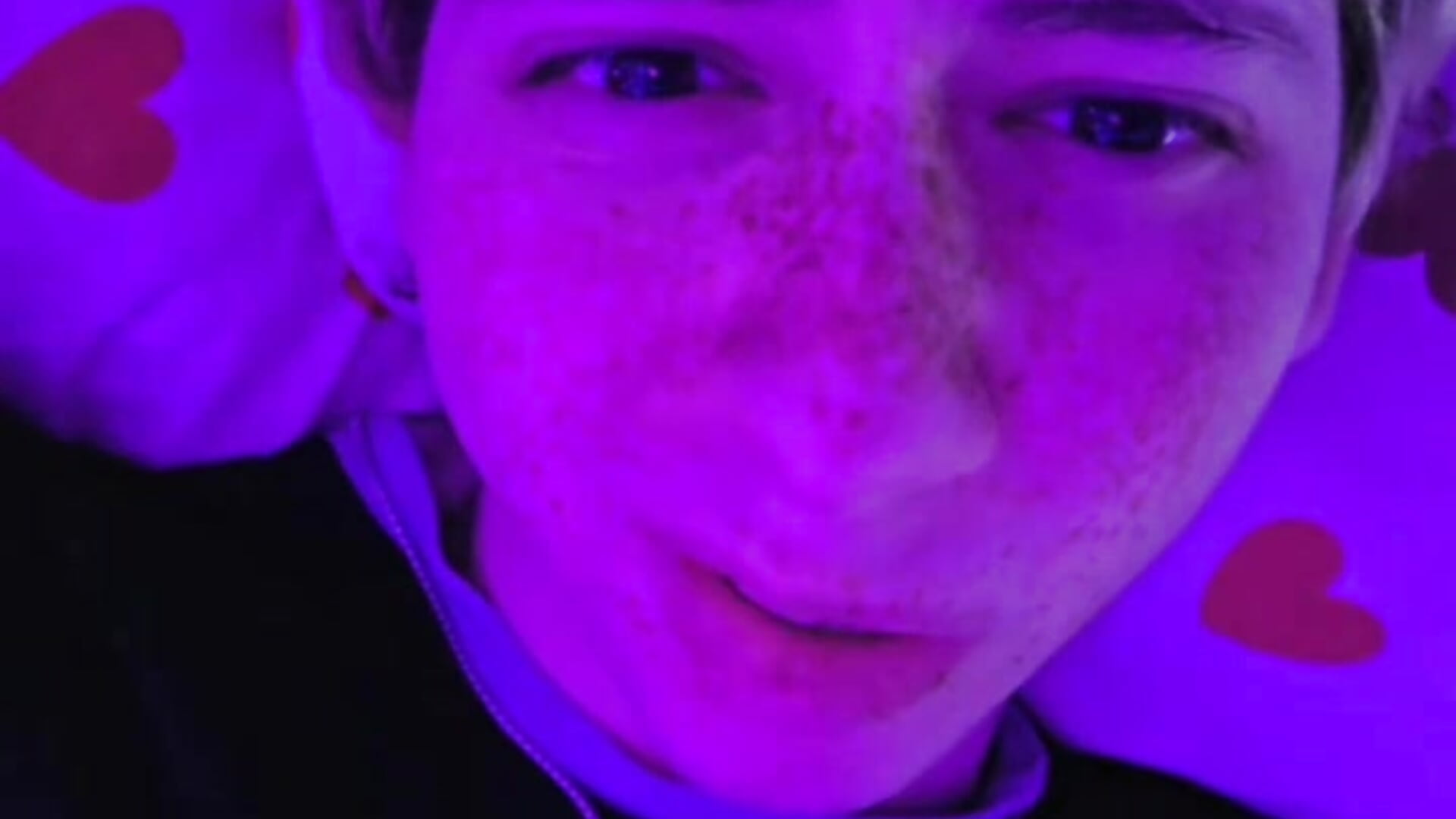 Трендове відео  2024 вебкаммоделі Timothy_Fox