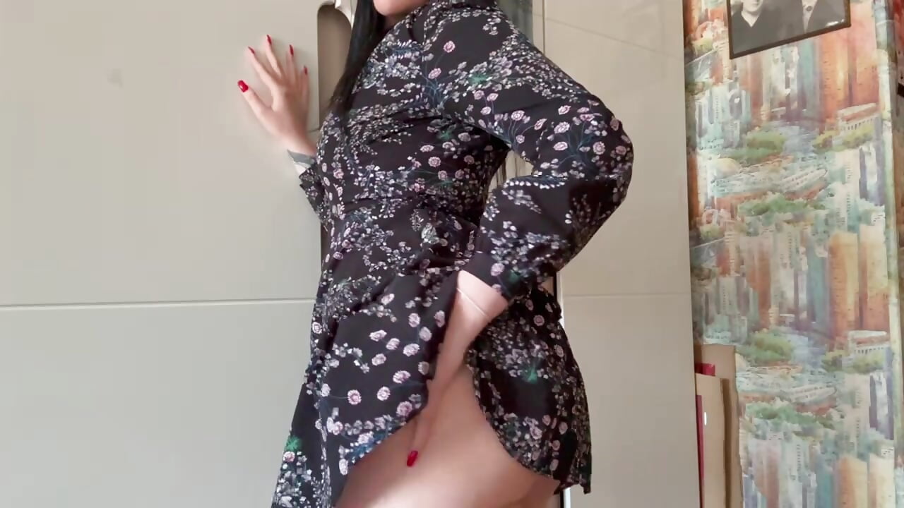 Bon appetit - video by Bonnie_White cam model