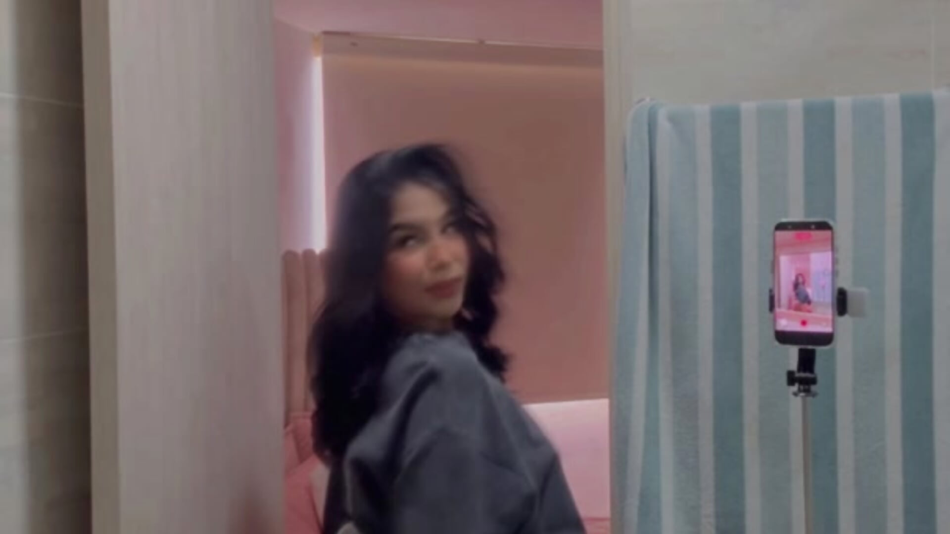 Always sexy for you⚜️ — filmik CharlotteGraay, modela(-lki) na kamerkach