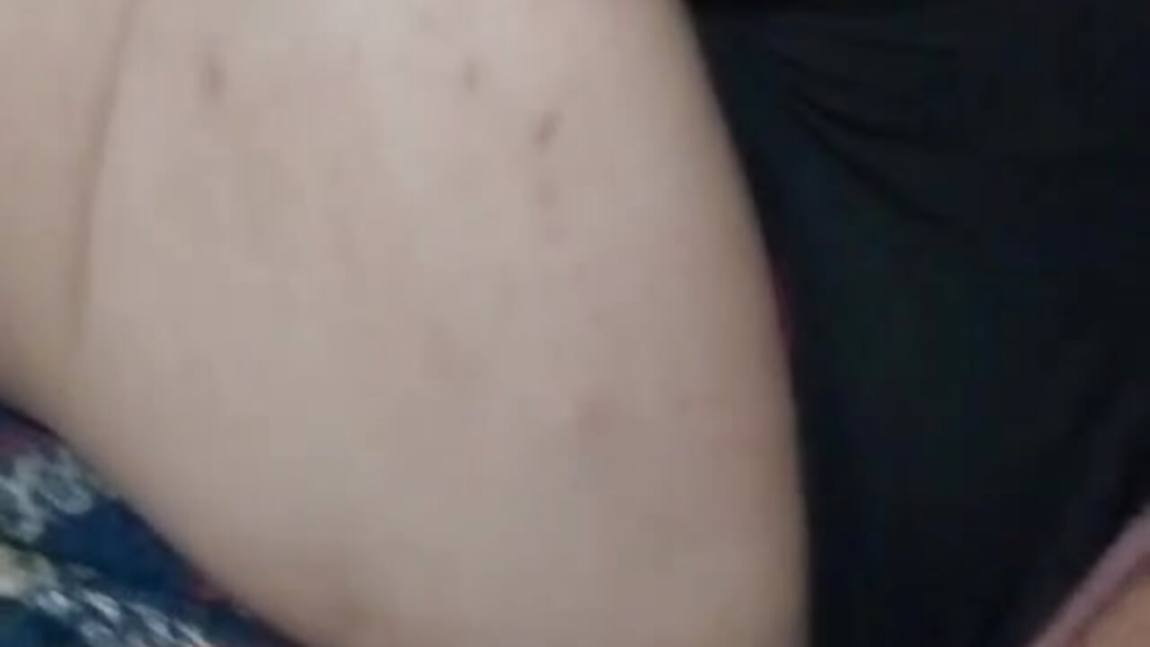 Yop - video oleh model kamera Malevosexxxx