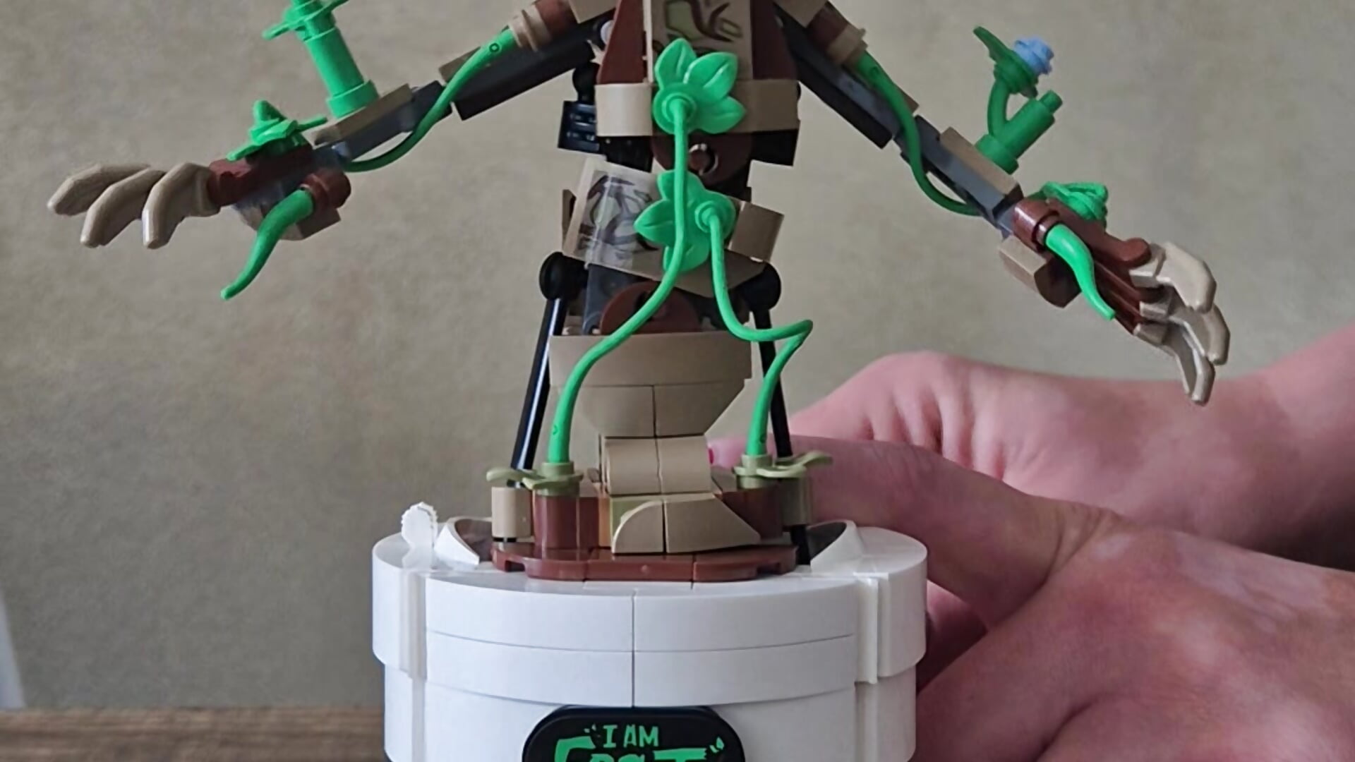 I am GROOT! Finished it after the show lol 😉 - video by cumtomama cam model