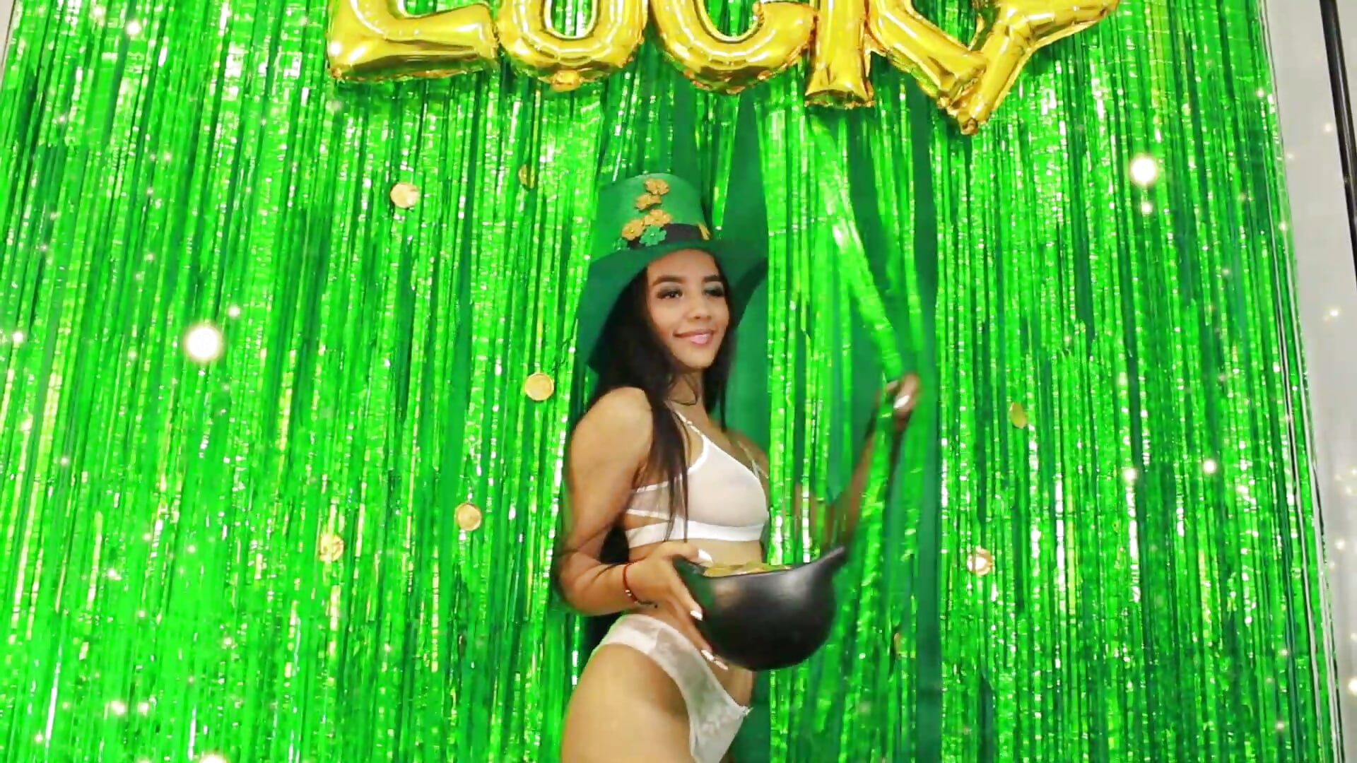 Saint Patrick’s Day 🍀 - video by tamilytohnson1 cam model