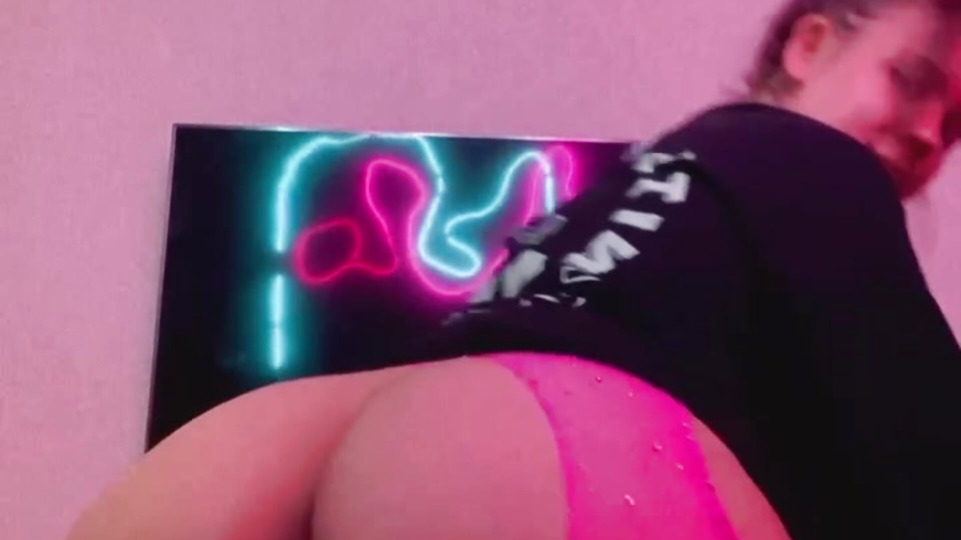 shake sexy ass