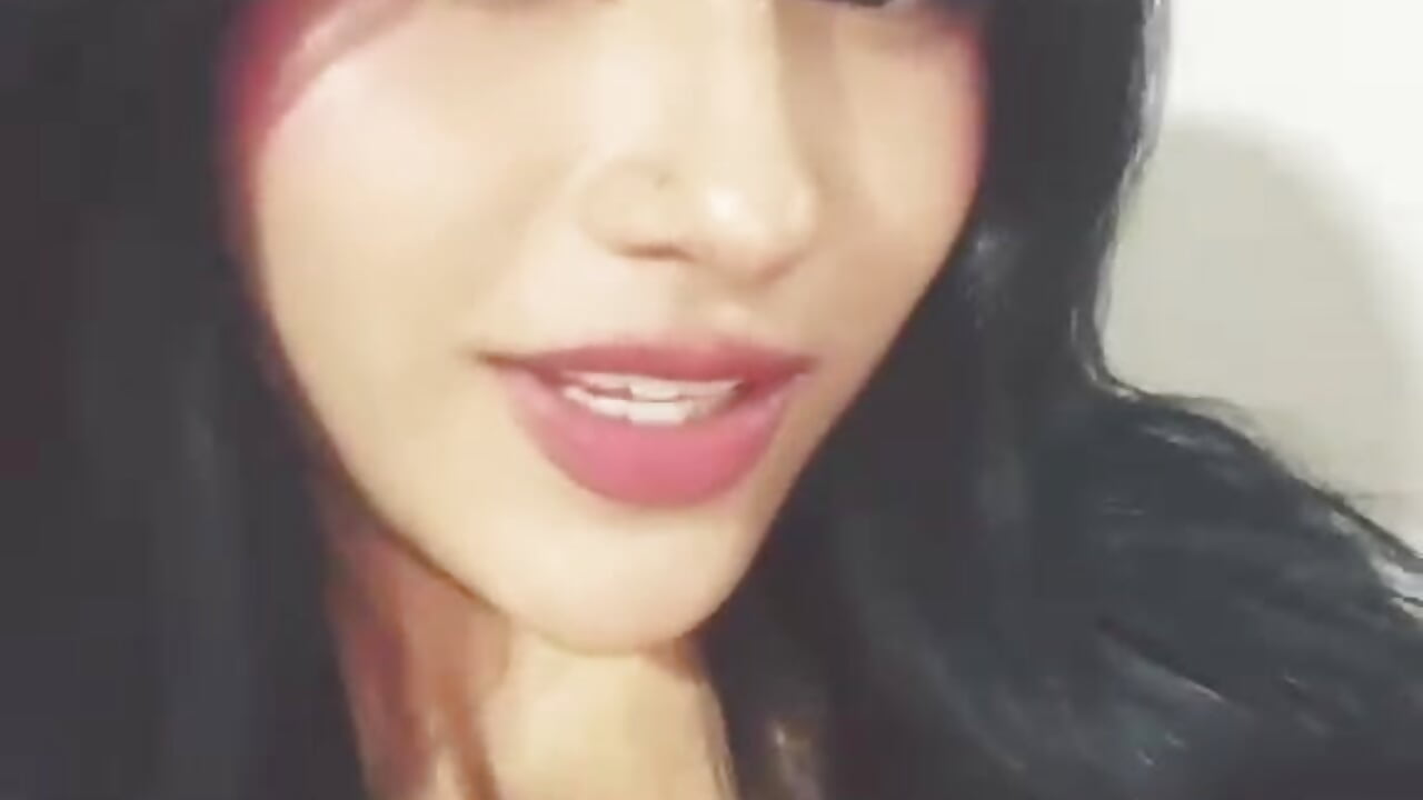 pretty face - video của người mẫu cam BellaaStorm