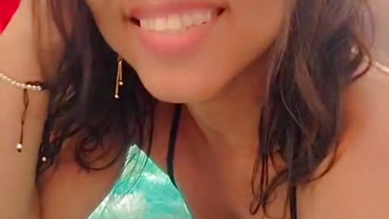 see my body😈👅 - video by avis_lara