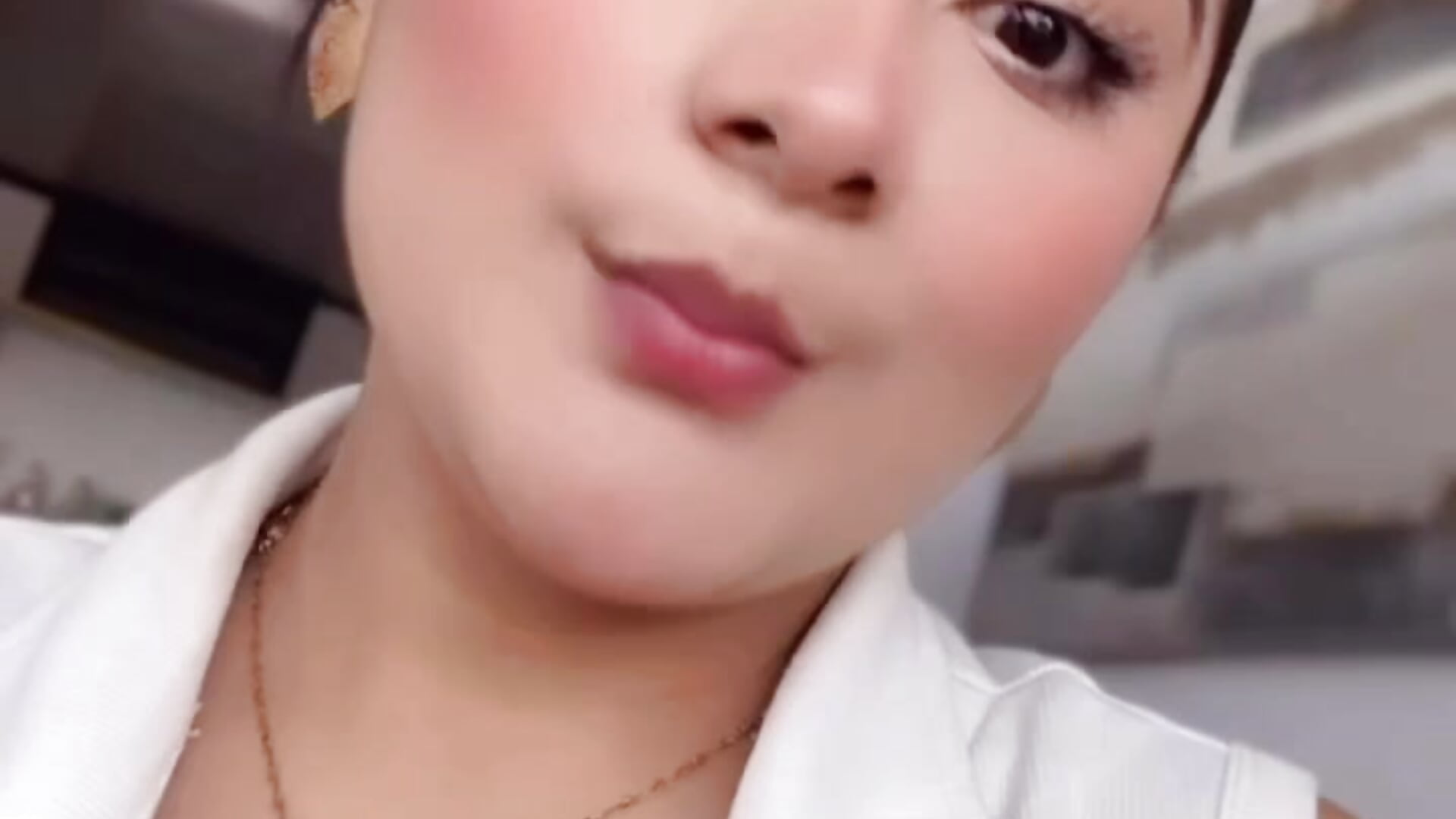 Beautiful - video by saraa_franco_ cam model