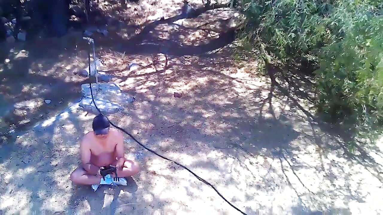 Fer Naked Saluting Stripchat - video by ferecam cam model