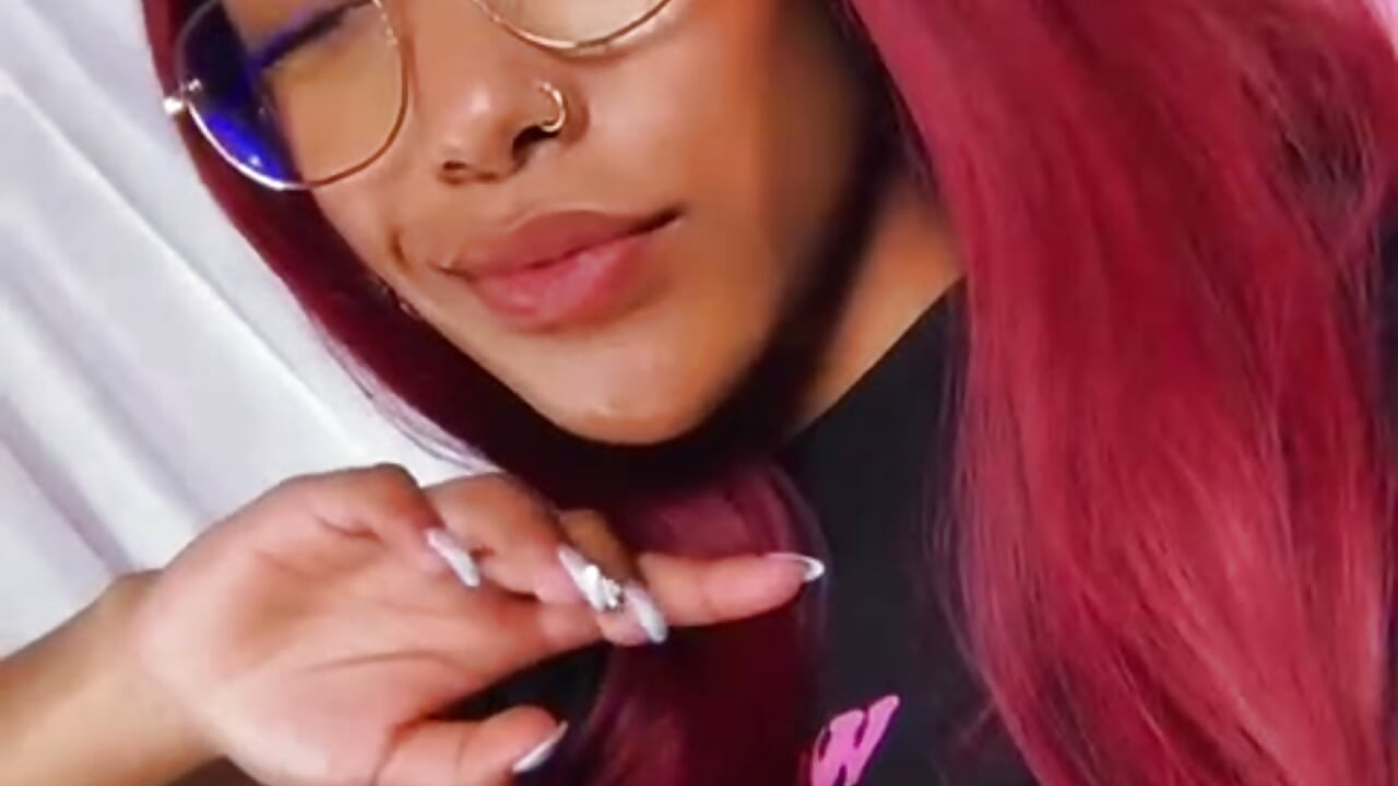 beautiful - video by esmeralda-bk cam model