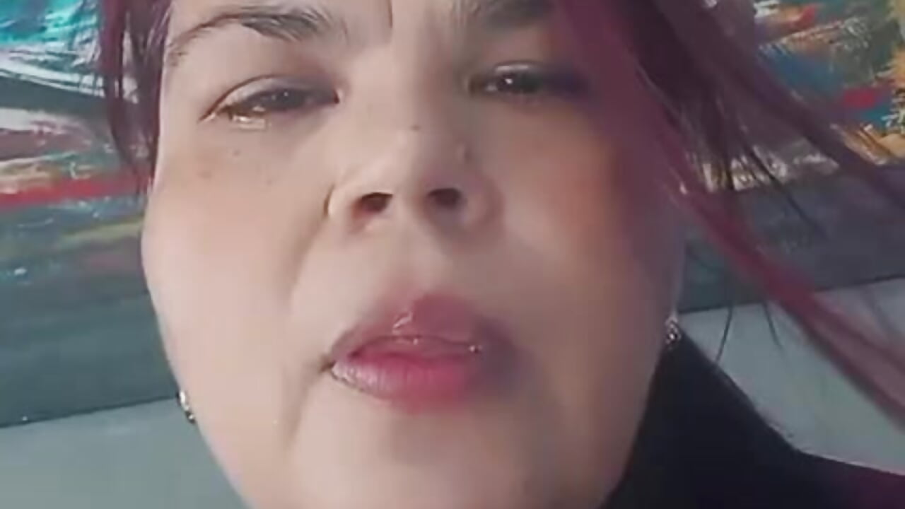 I know you love watching me eat 😋 – video af Charlotte_curvy_ cam-model