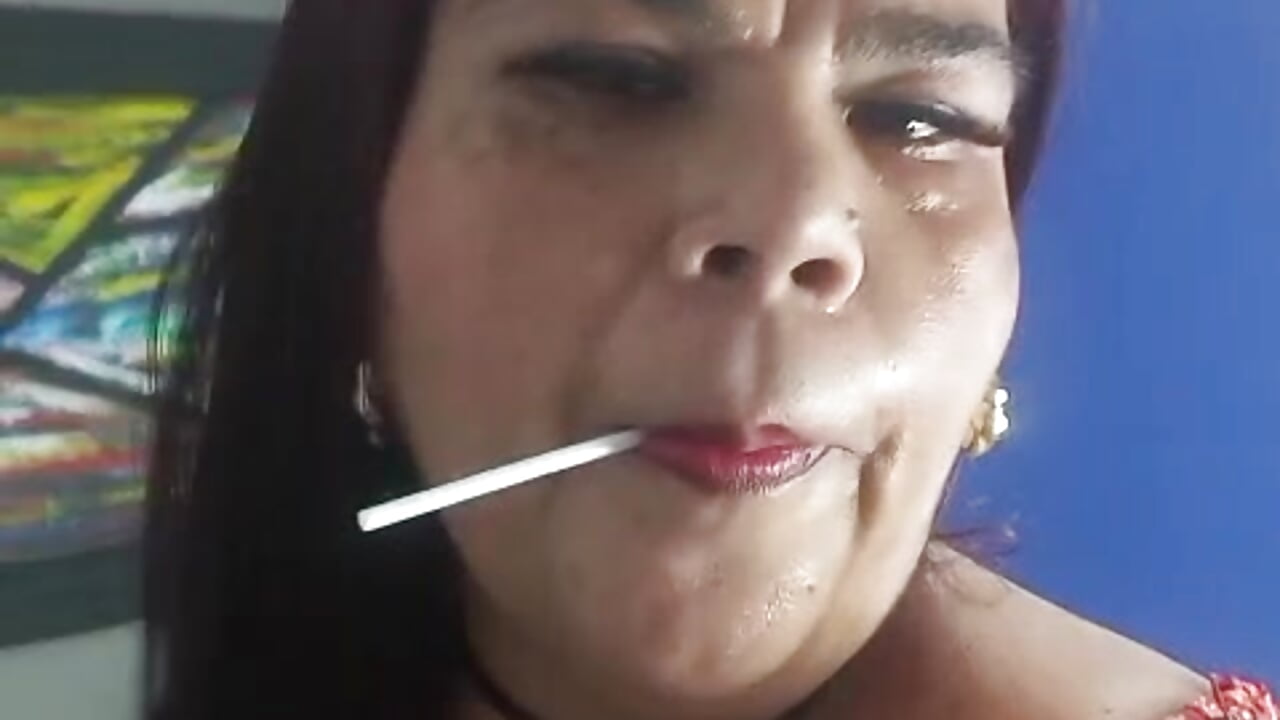 BRA tits for you - vidéo du modèle de showcams Charlotte_curvy_