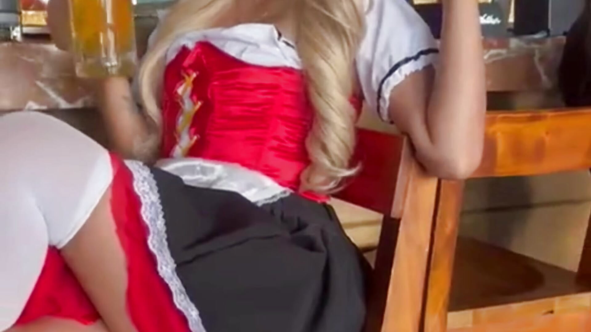 Oktoberfest 🍻 - video di SabrinaSpell_ modella di cam