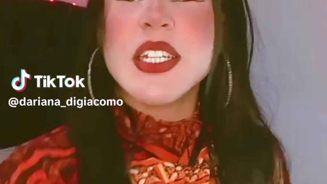 Download (6) - video by Georgina_Giio cam model