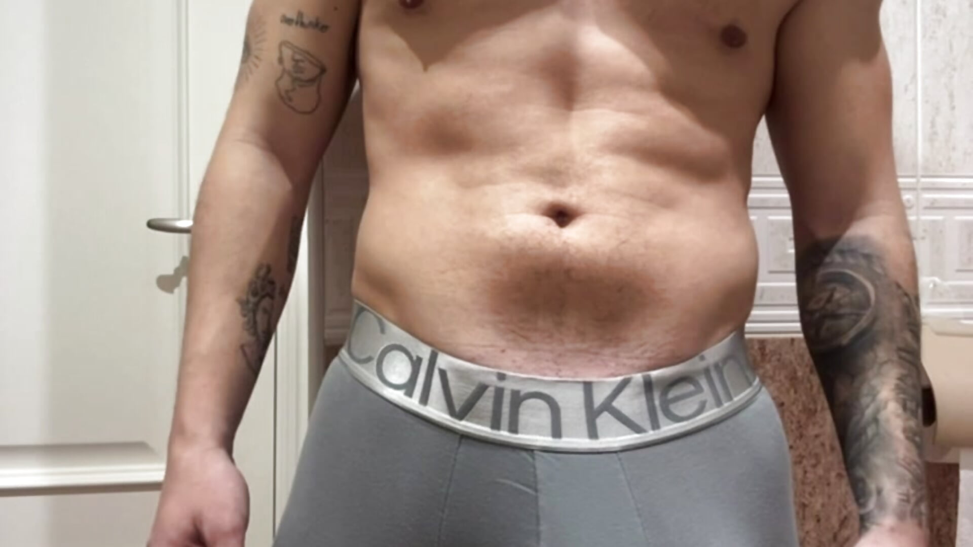 ScreenRecording_03-18-2025 20-27-25_1 - video by adictocm28 cam model