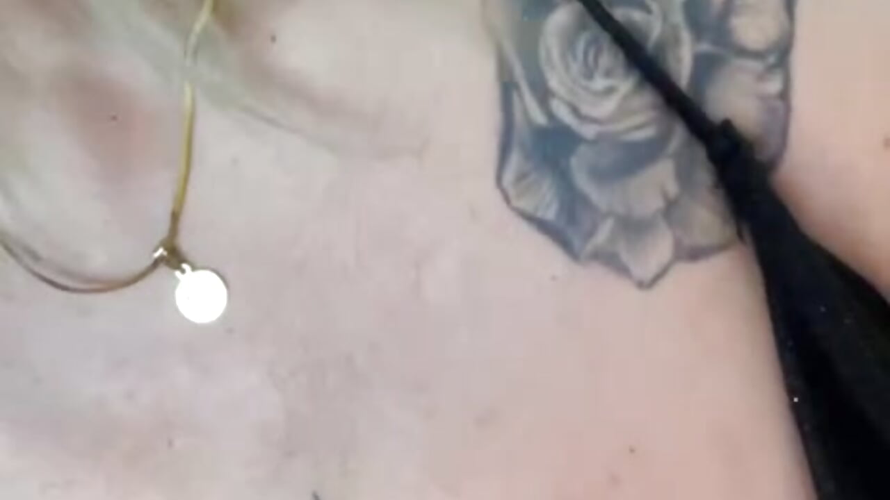 Let's toast  🔥😍 - vídeo de la modelo de cam AtheneaRusell