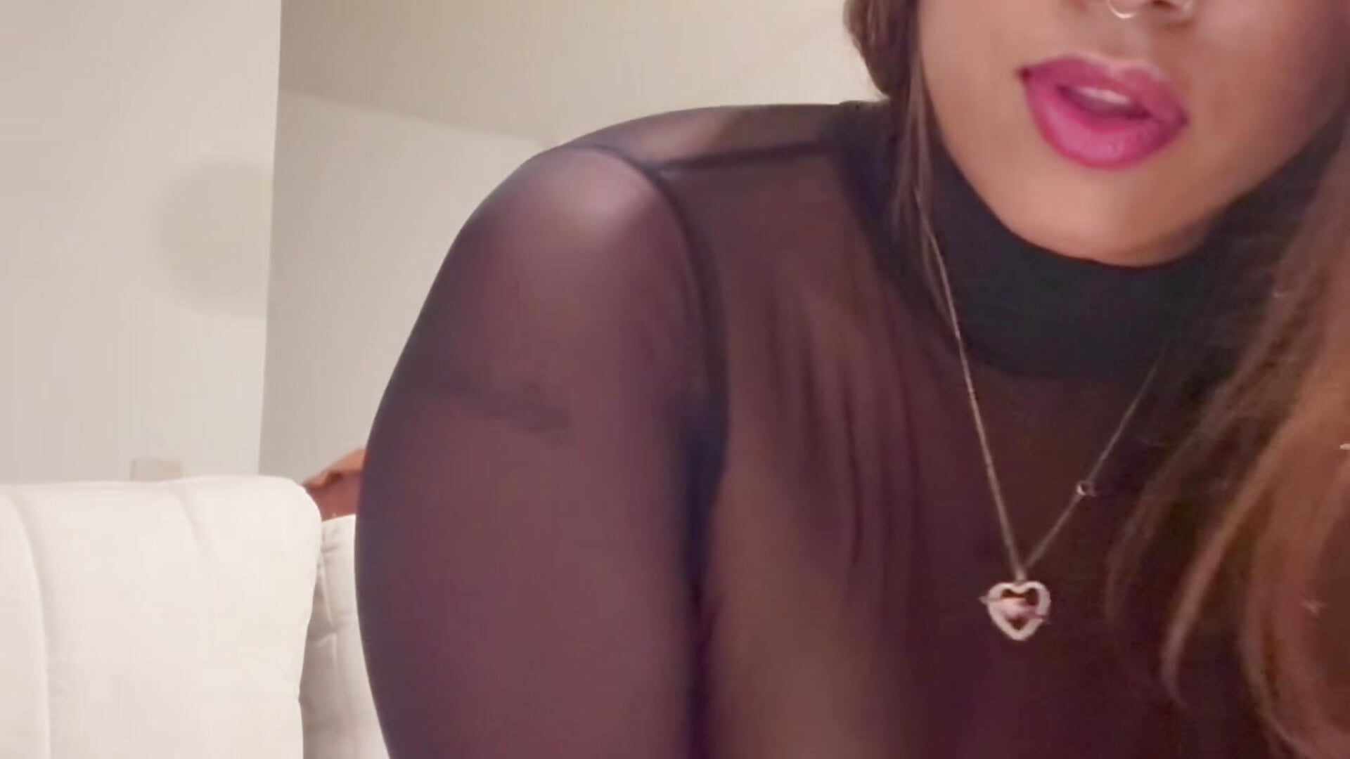 😈 sensual girl😈 - video di _Devika modella di cam