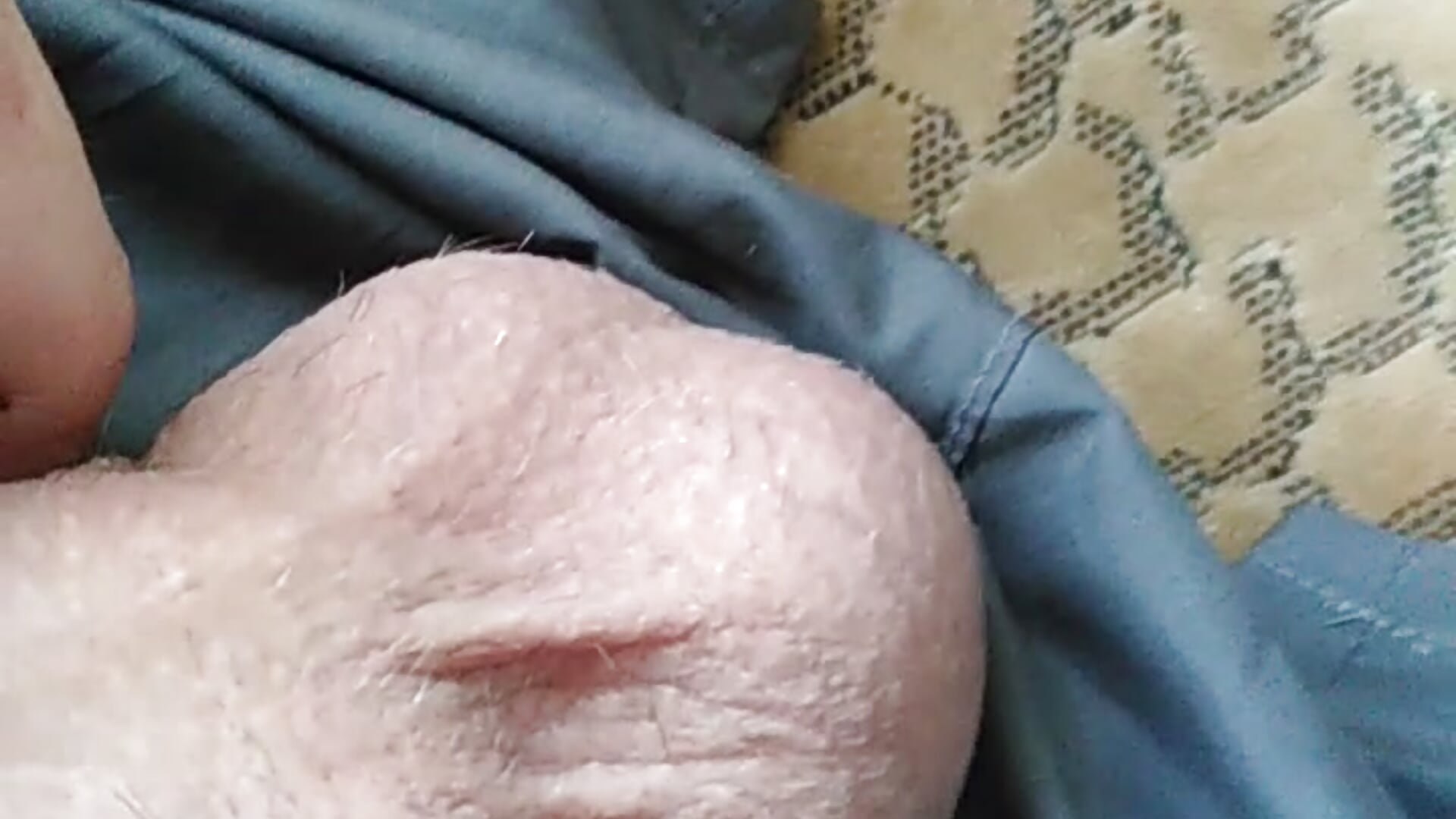 VID_20190722_182446 - video by AbovePointer cam model