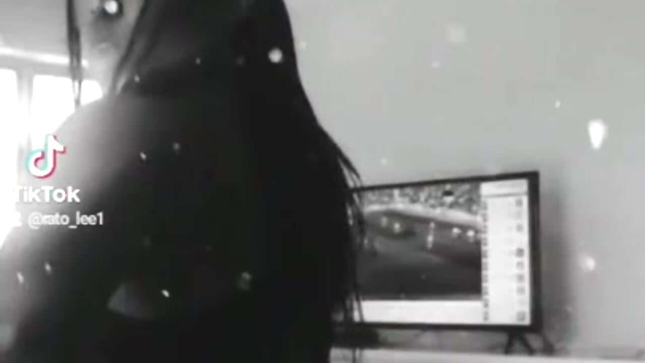 9f61f913e743a996ea2e4a06653f55cd - video by SexySweetSurrender cam model