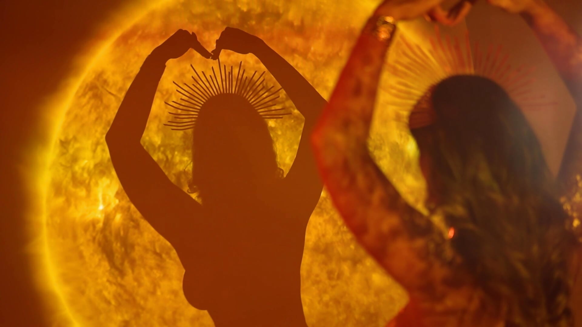 ☀️ – video od webkamerové modelky SarahPeach8