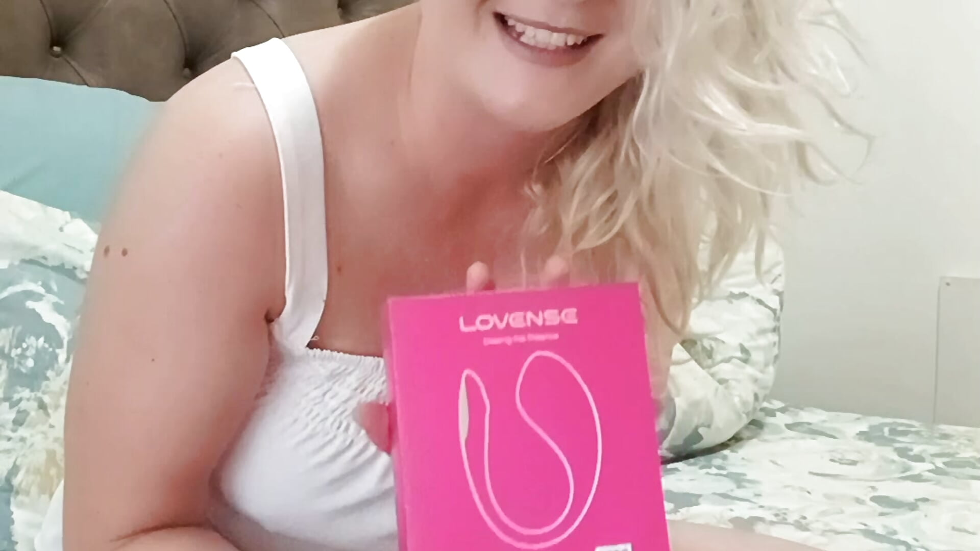 Lush 4 Toy - Vintasia adlı kamera modelinin videosu