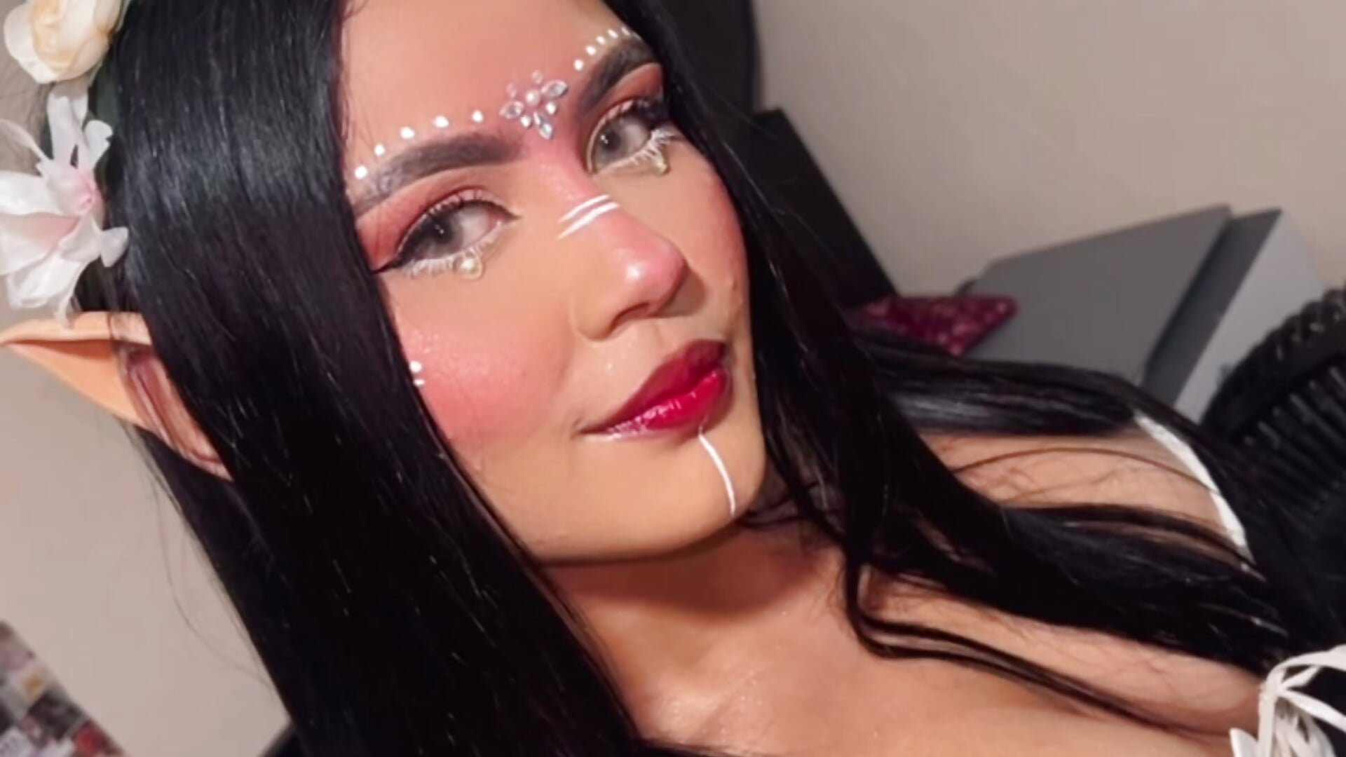 🧚🏽‍♀️✨ - video by janna_lopez_ cam model